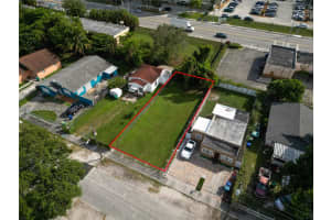 2368 Nw 55th St Miami, FL 33142 - MLS#A11911355