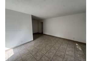 923 Se 2nd Ave 3 Hallandale Beach, FL 33009 - MLS#A11911360