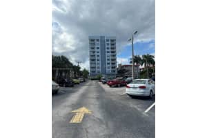 3113 S Ocean Dr 404 Hallandale Beach, FL 33009 - MLS#A11911371