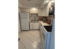 3113 S Ocean Dr 404 Hallandale Beach, FL 33009 - MLS#A11911371