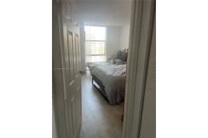 1825 W 44th Pl APT 309, Hialeah, FL 33012, - MLS#A11911419