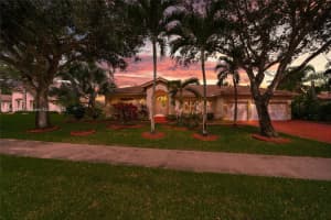 13875 Sw 41st St Davie, FL 33330 - MLS#A11911428