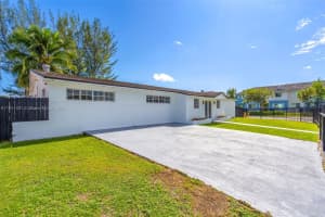 17921 Sw 108th Ct Miami, FL 33157 - MLS#A11911431