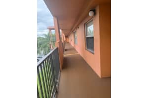 601 Sw 142nd Ave 304q Pembroke Pines, FL 33027 - MLS#A11911474