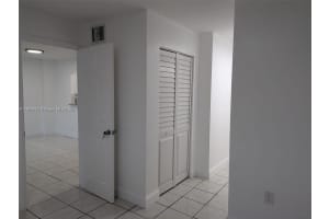 3550 NE 169th St APT 403, North Miami Beach, FL 33160, - MLS#A11911477
