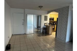 210 Fontainebleau Blvd 413 Miami, FL 33172 - MLS#A11911521