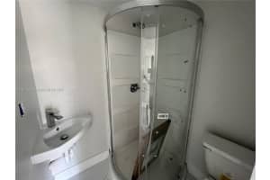 27 NE 5th Ave, Hialeah, FL 33010, - MLS#A11911526