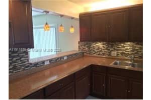 415 Lakeview Dr 104 Weston, FL 33326 - MLS#A11911535