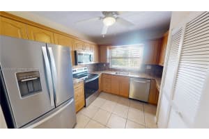 9301 Sunrise Lakes Blvd 303 Sunrise, FL 33322 - MLS#A11911537