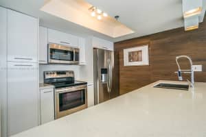 7601 E Treasure Dr APT 2301, North Bay Village, FL 33141, - MLS#A11911544