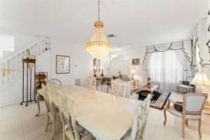 1008 Nw 180th Ave Pembroke Pines, FL 33029 - MLS#A11911557