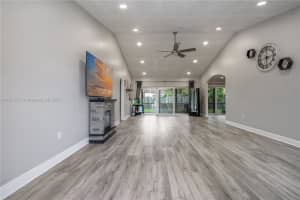 11710 Nw 41st St Sunrise, FL 33323 - MLS#A11911574