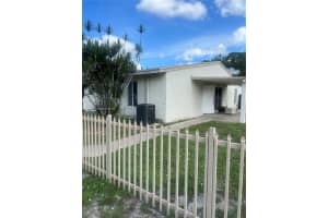 3812 Nw 213th St Miami Gardens, FL 33055 - MLS#A11911587