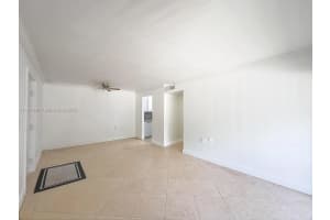 1201 Lake Victoria Dr APT P, West Palm Beach, FL 33411, - MLS#A11911597