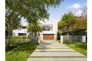 6300 Caballero Blvd Coral Gables, FL 33146 - MLS#A11911600