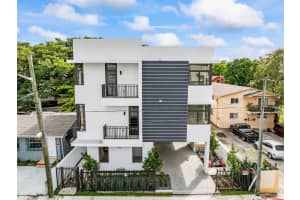 526 Sw 2nd 2, Miami 526 Sw 2nd 2, Miami