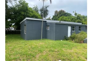 1500 NW 11th Ct, Fort Lauderdale, FL 33311, - MLS#A11911617