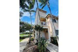 364 Ne 25th Pl 201, Homestead