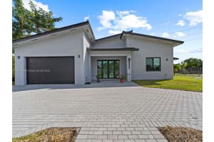 22451 Sw 118 Ave Miami, FL 33170 - MLS#A11911636