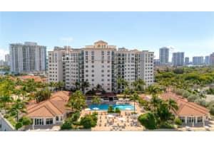 19900 E Country Club Dr Ph18, Aventura