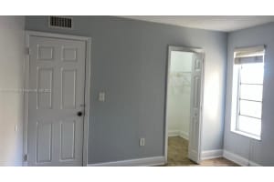 575 W 69th St 208, Hialeah 575 W 69th St 208, Hialeah