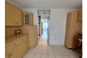 1698 Jefferson Ave 38 Miami Beach, FL 33139 - MLS#A11911703