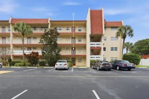 1035 Country Club Dr APT 208, Margate, FL 33063, - MLS#A11911711
