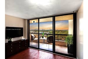 2555 Collins Ave APT 1604, Miami Beach, FL 33140, - MLS#A11911731