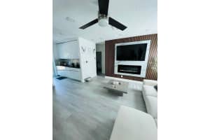 872 Nw 16th Ter Fort Lauderdale, FL 33311 - MLS#A11911742