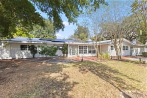 1642 Athens St Lakeland, FL 33803 - MLS#A11911755