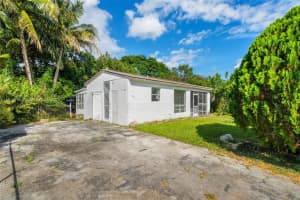 6831 Greene St Hollywood, FL 33024 - MLS#A11911795