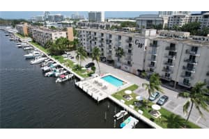 1731 SE 15th St APT 205, Fort Lauderdale, FL 33316, - MLS#A11911831
