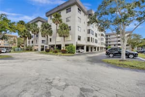 8010 Hampton Blvd 211 North Lauderdale, FL 33068 - MLS#A11911833