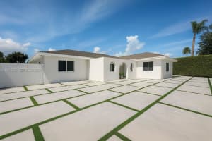 14121 Sw 47th St Miami, FL 33175 - Off Market