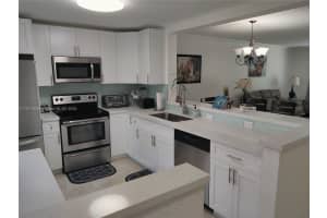 500 Ne 12th Ave 102 Hallandale Beach, FL 33009 - MLS#A11911836