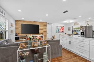 701 Nw 41st Ter Deerfield Beach, FL 33442 - MLS#A11911858