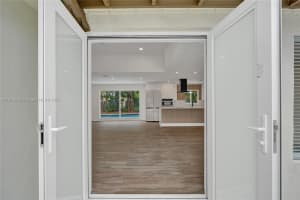 8109 Nw 71st Ave Tamarac, FL 33321 - MLS#A11911890