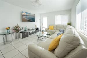 1215 Nw 7th Ct Florida City, FL 33034 - MLS#A11911916