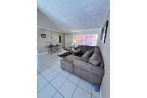 2451 Ne 49th St 213 Fort Lauderdale, FL 33308 - MLS#A11911917