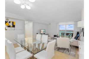 2101 Brickell Ave APT 606, Miami, FL 33129, - MLS#A11911928