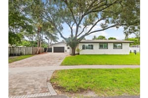 2320 Sw 36th Ave Fort Lauderdale, FL 33312 - MLS#A11911943