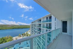 100 Bayview Dr APT 2121, Sunny Isles Beach, FL 33160, - MLS#A11911952