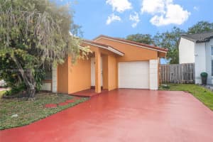 10058 Sw 156th Ct, Miami