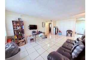 850 E Commercial Blvd APT 109A, Oakland Park, FL 33334, - MLS#A11911991