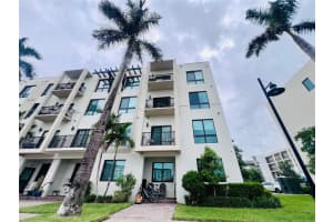 4670 NW 84th Ave Apartment 22, Doral, FL 33166, - MLS#A11912050