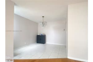 430 Golden Isles Dr 701 Hallandale Beach, FL 33009 - MLS#A11912052