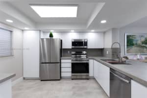 16171 Blatt Blvd APT 112, Weston, FL 33326, - MLS#A11912068