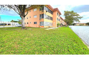 18900 Ne 3rd Ct 520 Miami, FL 33179 - MLS#A11912092