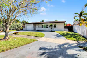 19311 Sw 118th Ave Miami, FL 33177 - MLS#A11912121