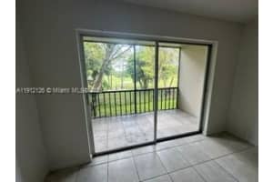 Building 15, 7820 S Colony Cir APT 203, Tamarac, FL 33321, - MLS#A11912126